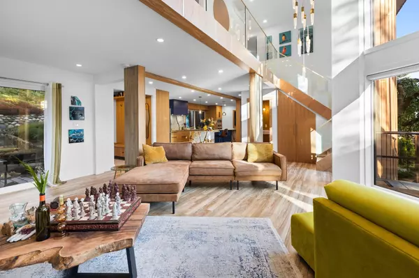 Port Moody, BC V3H 3M9,159 Roe DR