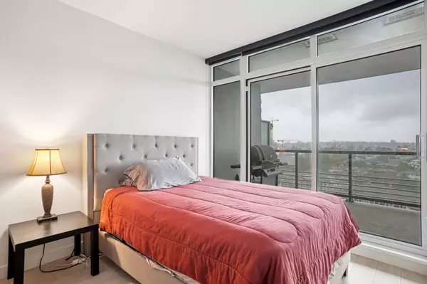 Burnaby, BC V5C 0M9,4730 Lougheed HWY #1506