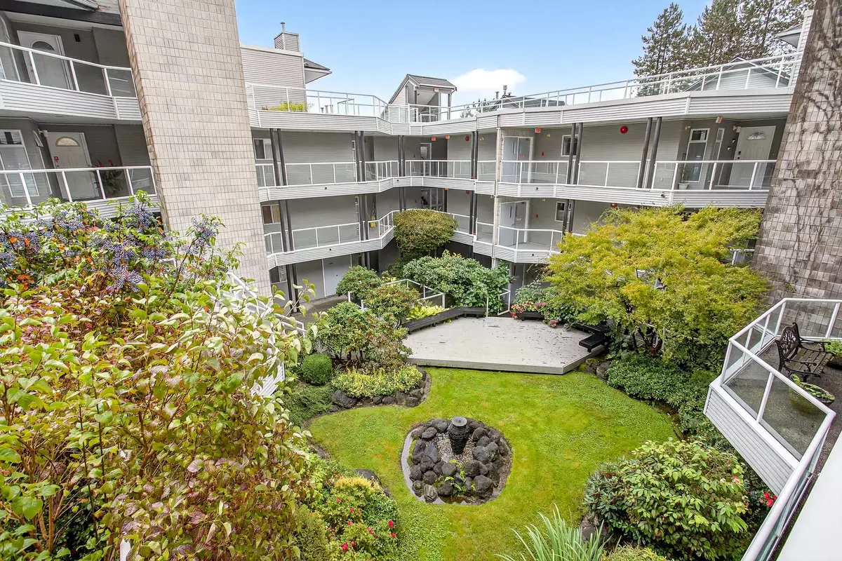 Coquitlam, BC V3C 5B1,2733 Atlin PL #305