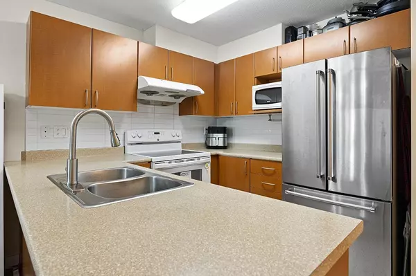 Vancouver, BC V5P 1G2,2028 E 37th AVE #305