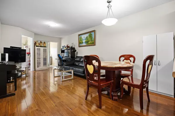 Vancouver, BC V5P 1G2,2028 E 37th AVE #305