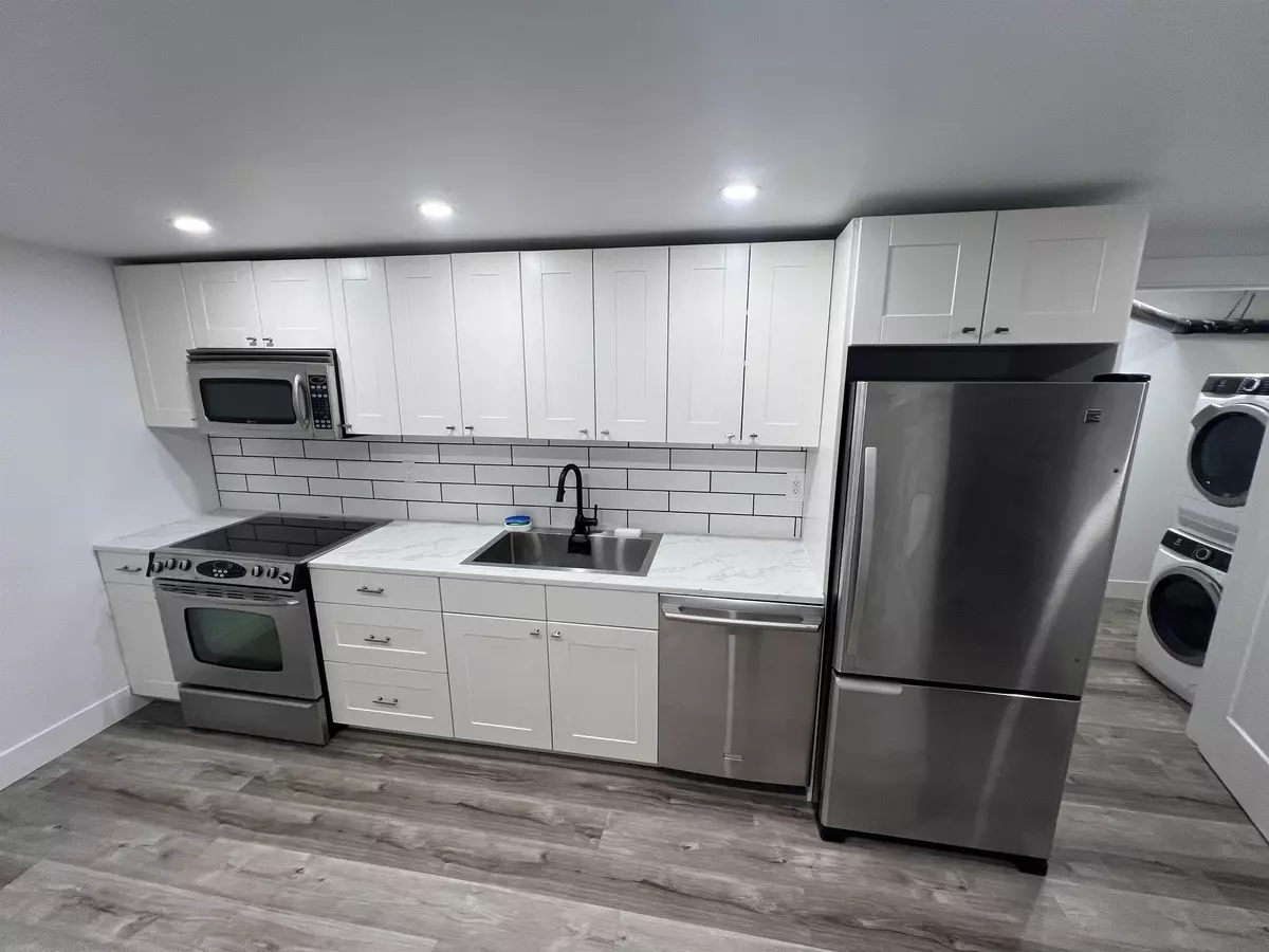 Maple Ridge, BC V2X 0C2,23007 Reid AVE