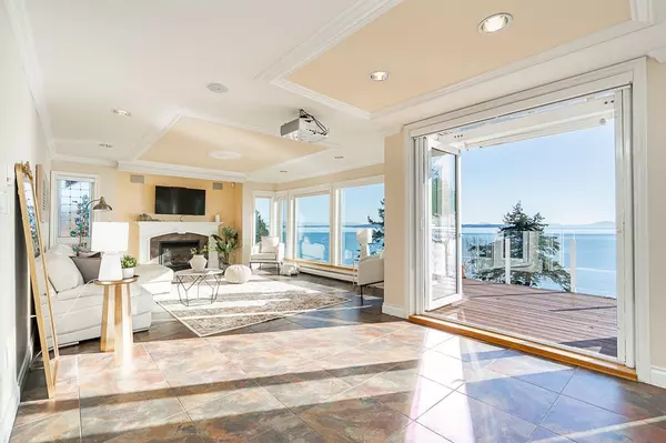 Surrey, BC V4A 1B8,13158 13 AVE