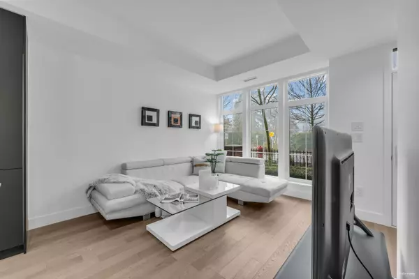 North Vancouver, BC V7P 0C9,2070 Curling RD