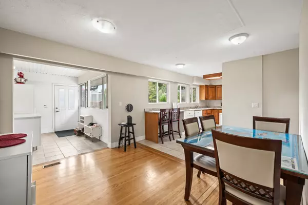 Coquitlam, BC V3J 2P6,1698 Sprice AVE