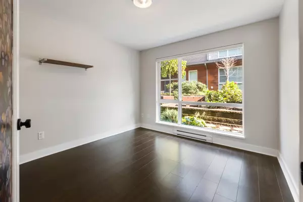 Surrey, BC V3Z 6P4,16223 23a AVE #6