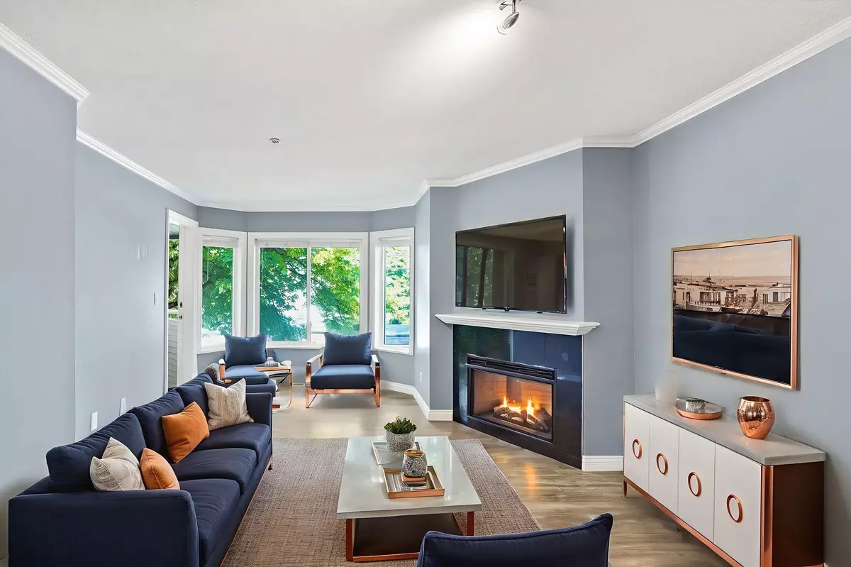 Surrey, BC V3W 0V2,12110 80 AVE #212