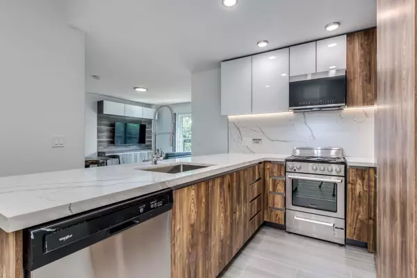 Vancouver, BC V6E 1L4,1168 Pendrell Street #201