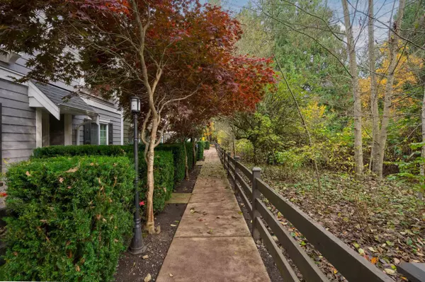 Surrey, BC V3Z 9P5,288 171 ST #50