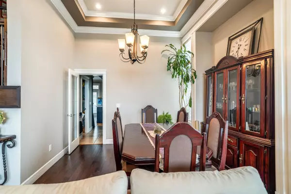 Surrey, BC V3S 6W7,18933 55 AVE