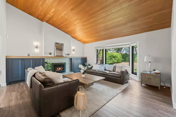 Surrey, BC V3S 5Z7,15032 Spenser DR