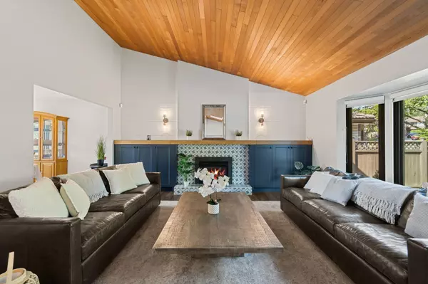 Surrey, BC V3S 5Z7,15032 Spenser DR