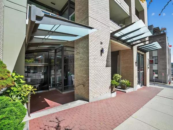 New Westminster, BC V3L 0B3,39 Sixth ST #704