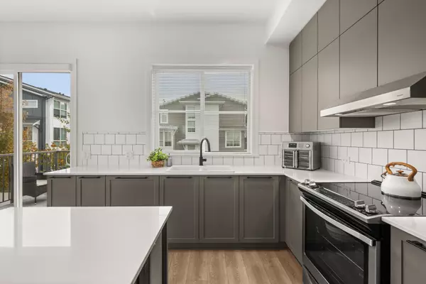 Tsawwassen, BC V4M 0C9,4656 Orca Way WAY #72