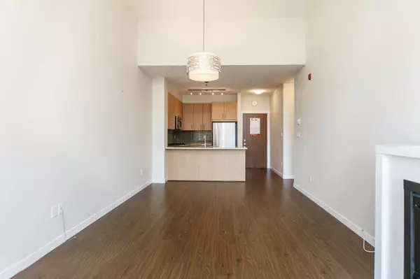 North Vancouver, BC V7M 0B4,119 W 22nd ST #504