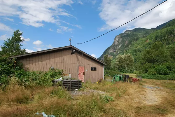 58661 Dent RD Hope, BC V0X 1L2