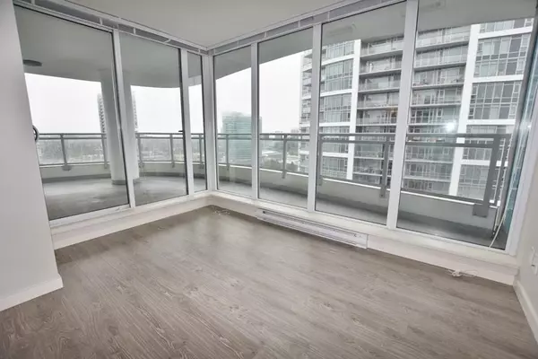 Surrey, BC V3T 0K6,13303 Central AVE #2305