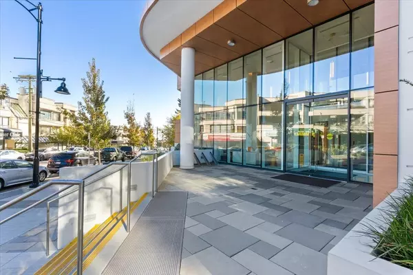 White Rock, BC V4B 0B9,1439 George ST #604