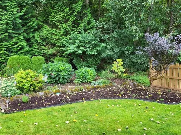 Chilliwack, BC V2R 5W6,46000 Thomas RD #107