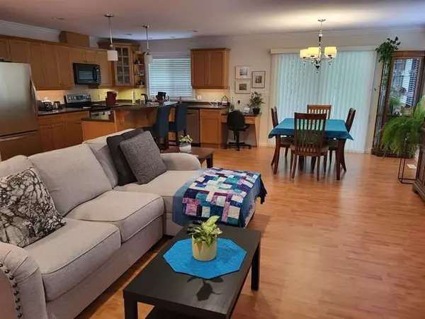 Chilliwack, BC V2R 5W6,46000 Thomas RD #107