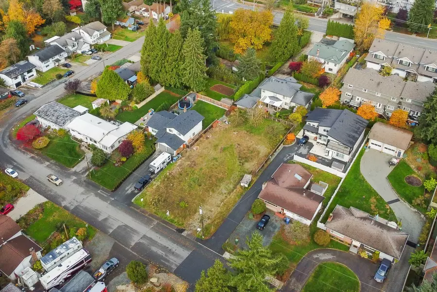 34099 Fraser ST, Abbotsford, BC V2S 1X8