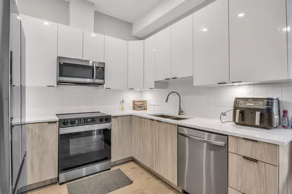 Langley, BC V3A 0R4,20061 Fraser Hwy #616