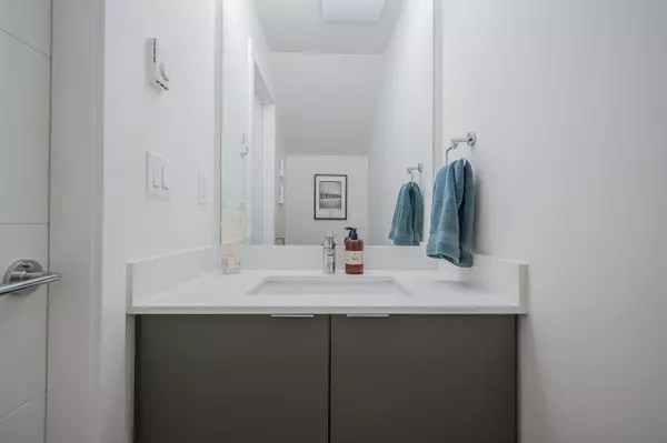 Delta, BC V4E 0A8,6950 Nicholson RD #207