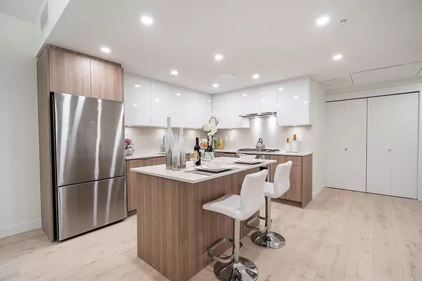 Richmond, BC V6Y 0K1,8428 Park RD #202