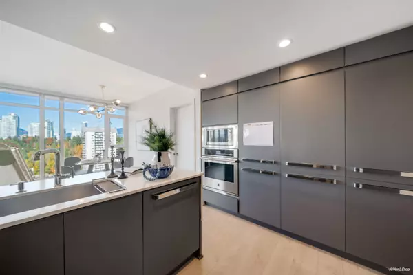 Coquitlam, BC V3K 6C3,450 Westview ST #1710