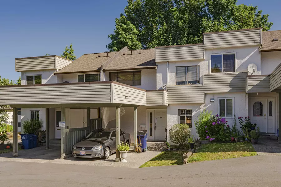 2830 W Bourquin CRES #12, Abbotsford, BC V2S 5N8