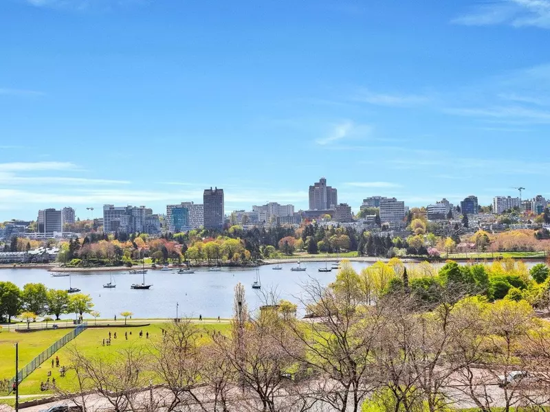 1318 Homer ST #802, Vancouver, BC V6B 6A7