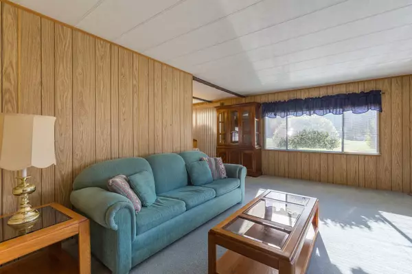 Langley, BC V2Z 1N5,3031 200 ST #120