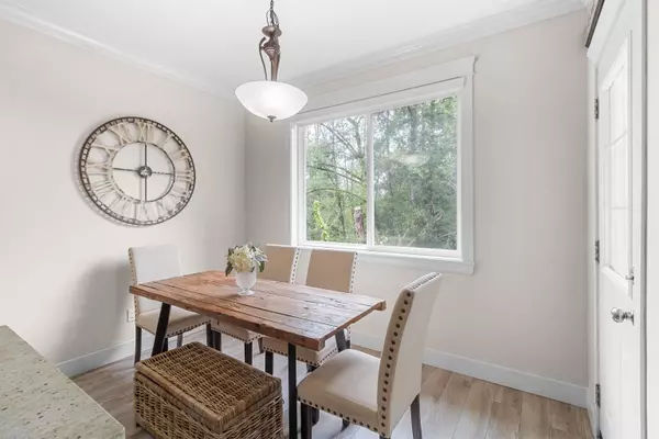 Maple Ridge, BC V2W 0E4,24220 103a AVE