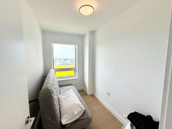 5766 Gilbert RD #120X Richmond, BC V7C 0G1