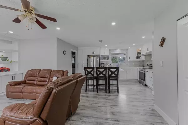 Mission, BC V2V 3J7,7955 Hurd ST