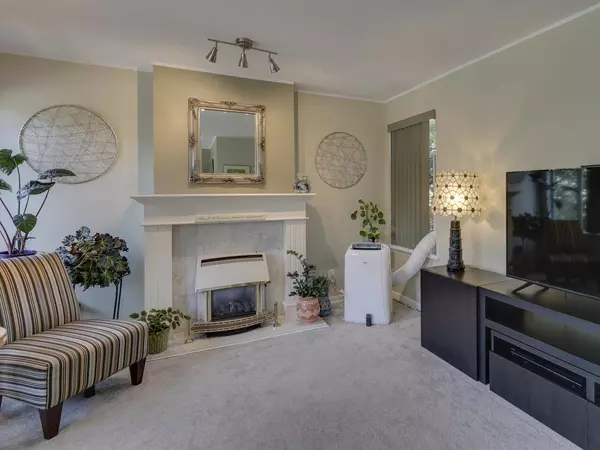 Mission, BC V2V 1K3,33344 2nd ST #104