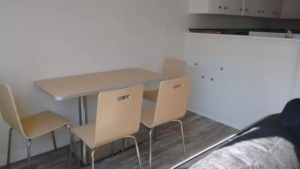 1540 Haro Street #109, Vancouver, BC V6G 1G5