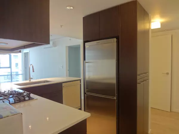 Richmond, BC V6X 0K6,7988 Ackroyd RD #1600