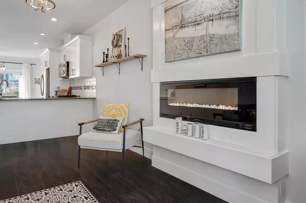 Surrey, BC V4P 1Z8,3266 147 ST #3