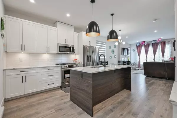 27640 Lantern AVE #23 Abbotsford, BC V4X 0C3