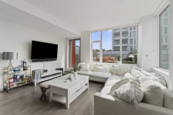 Vancouver, BC V5S 0H3,3451 Sawmill CRES #506