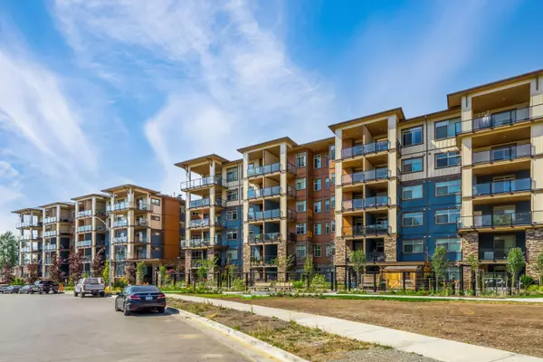 Langley, BC V2Y 3K1,20673 78 AVE #617