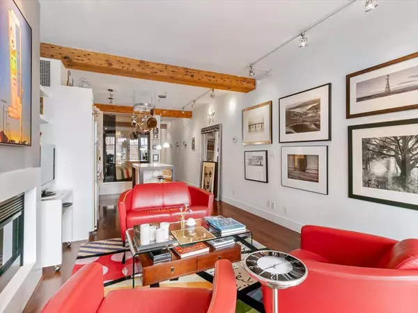 Vancouver, BC V6B 1E2,1275 Hamilton ST #301