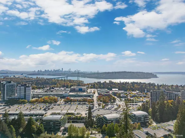 875 Esquimalt AVE, West Vancouver, BC V7T 1J9