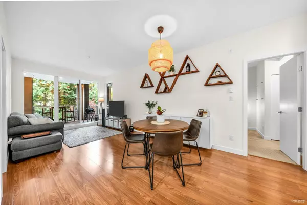 5460 Broadway #201, Burnaby, BC V5B 0B4