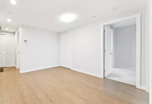 Richmond, BC V6X 0P6,3333 Brown RD #1610