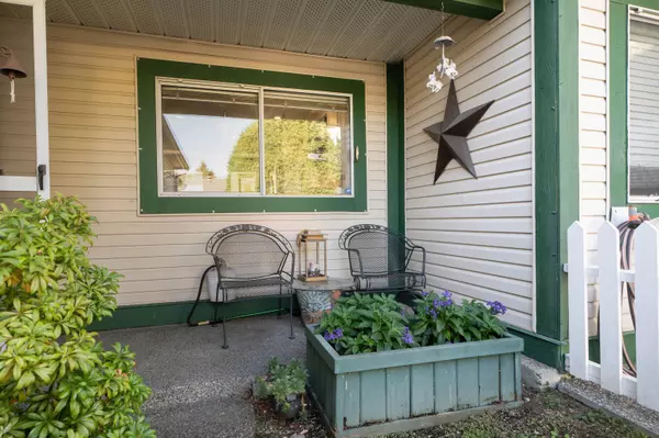 Maple Ridge, BC V2X 0K4,20675 118 AVE #205