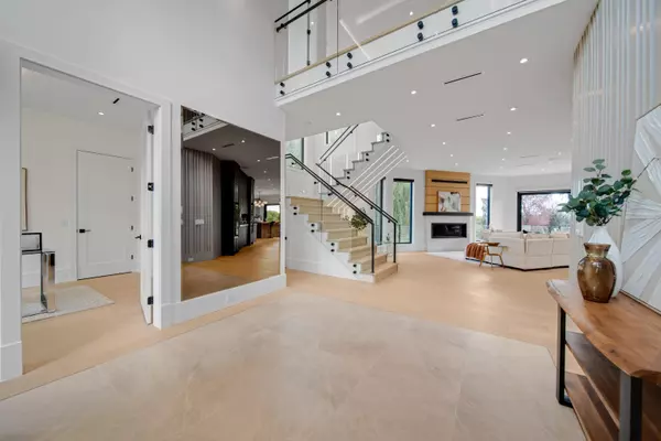 Richmond, BC V7A 2L4,9500 Finn RD