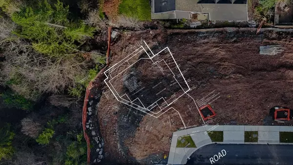 12621 106a AVE, Surrey, BC V3V 5K4