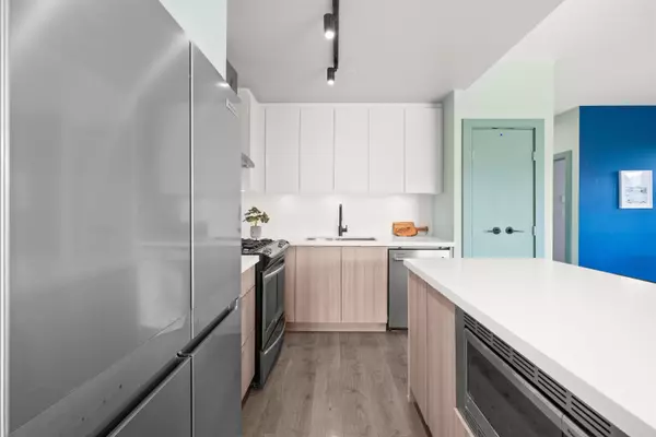 North Vancouver, BC V7G 0A2,3602 Aldercrest DR #202